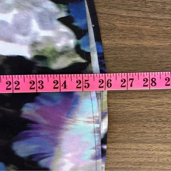 🌟Calvin Klein watercolor top  S - Picture 9 of 10